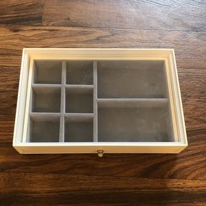 Clear Jewelry Organizer